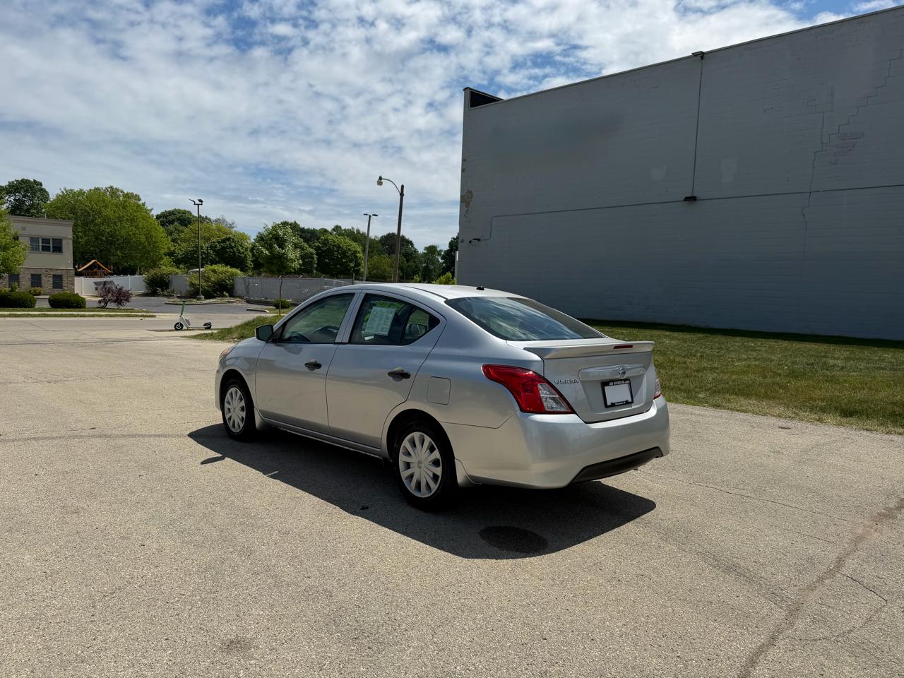 Nissan Versa 1.6 S 5M 2017
