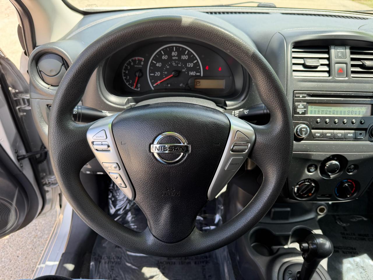 Nissan Versa 1.6 S 5M 2017