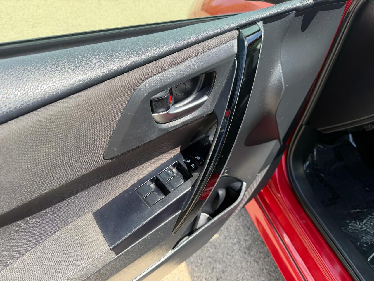 Scion iM 6M 2016