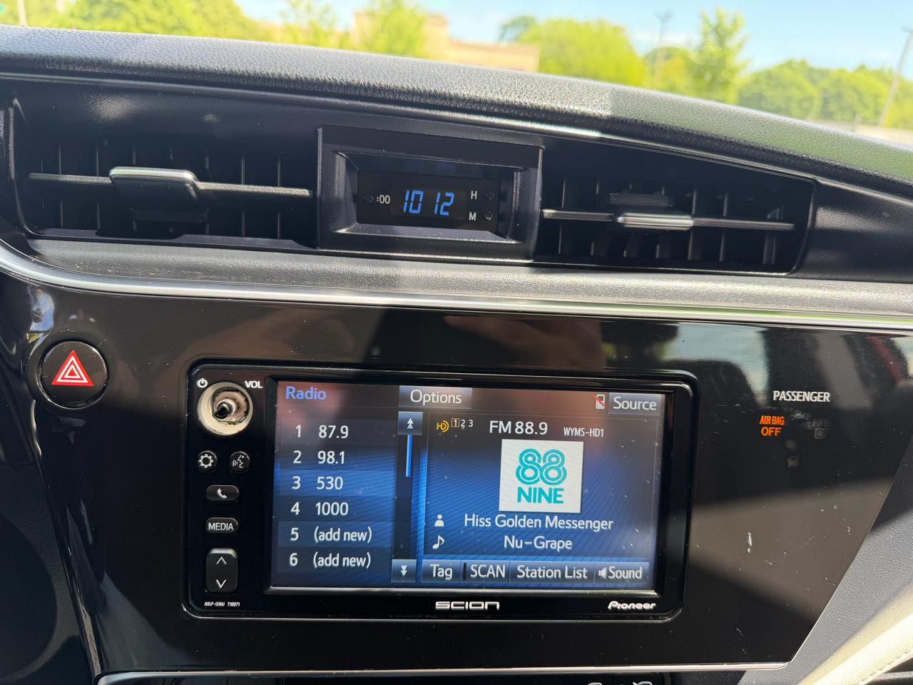 Scion iM 6M 2016