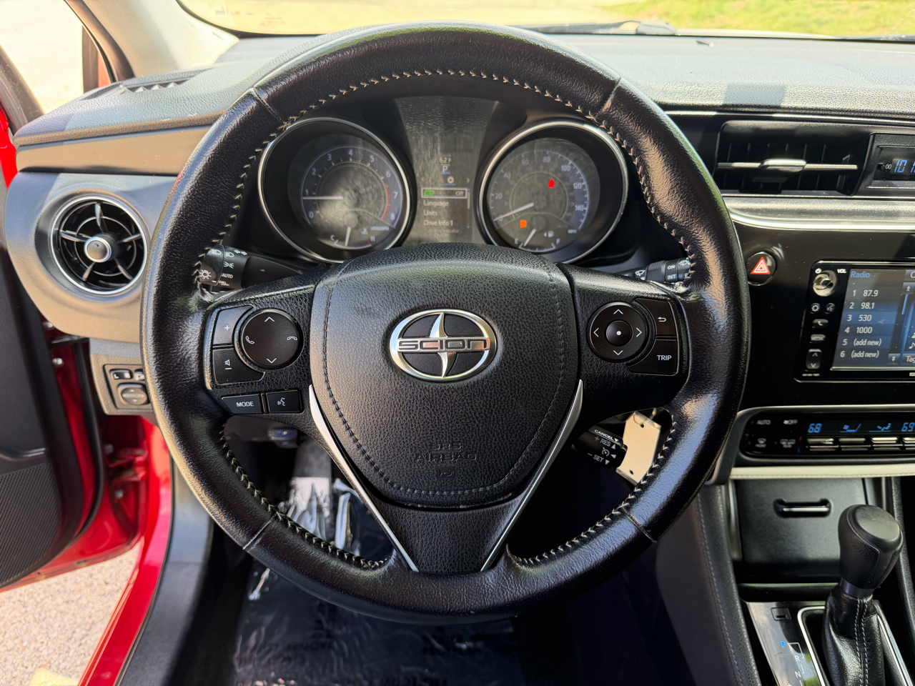 Scion iM 6M 2016