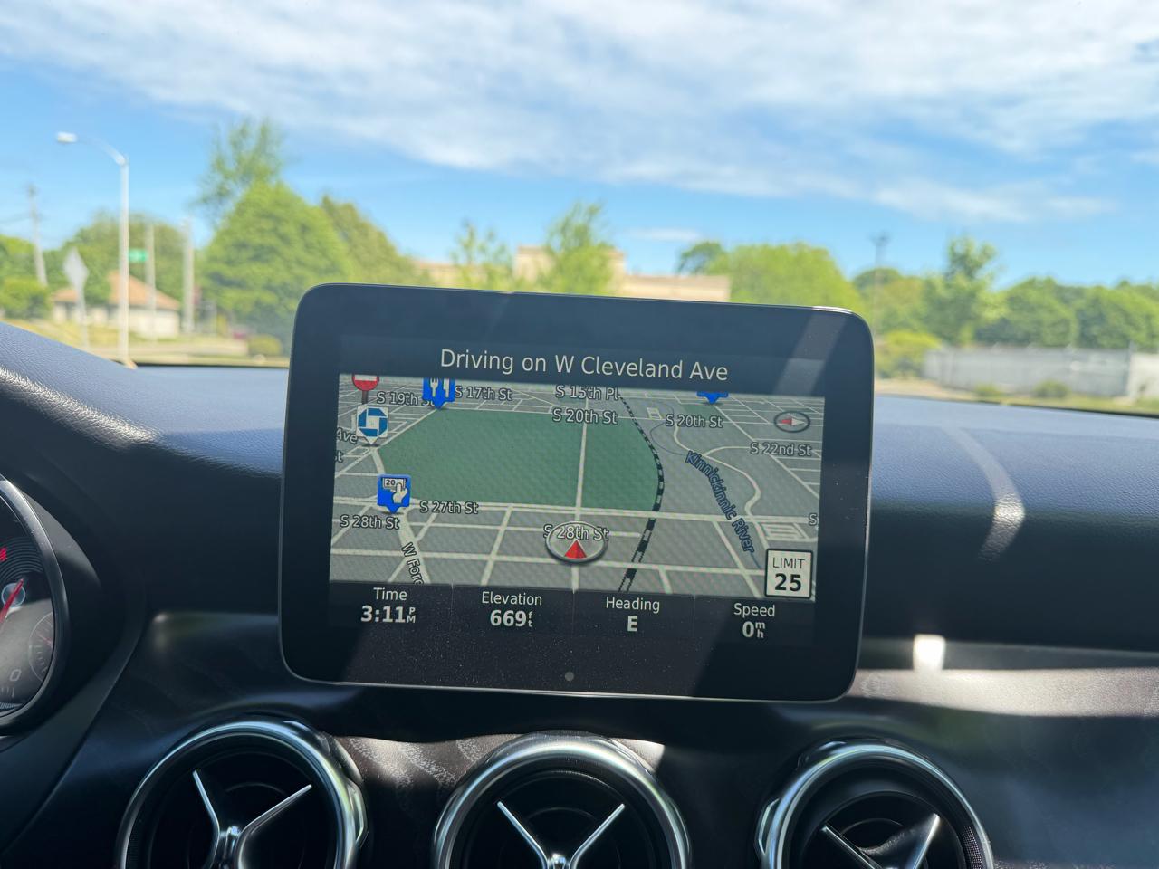 Mercedes-Benz GLA-Class GLA250 4MATIC 2018