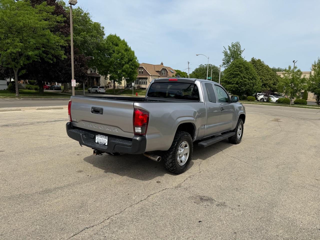 Toyota Tacoma SR5 Access Cab I4 6AT 2WD 2020