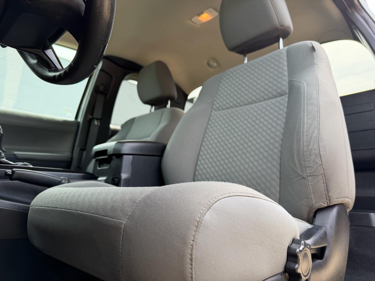 Toyota Tacoma SR5 Access Cab I4 6AT 2WD 2020
