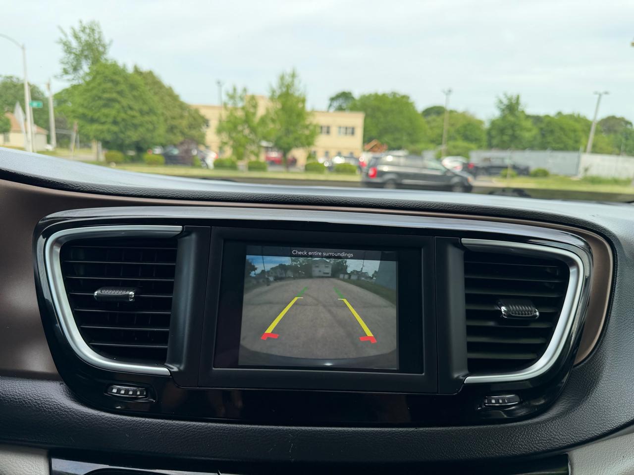 Chrysler Pacifica Touring-L 2018