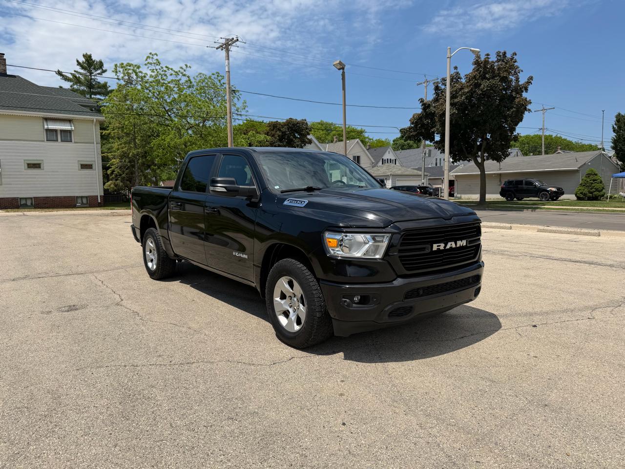 RAM 1500 Big Horn Crew Cab SWB 4WD 2020