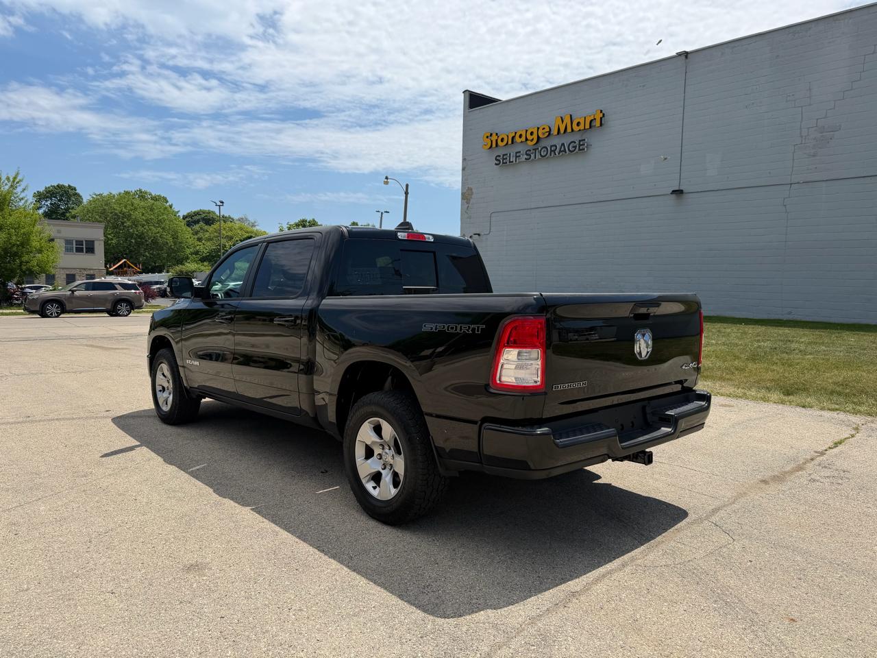 RAM 1500 Big Horn Crew Cab SWB 4WD 2020