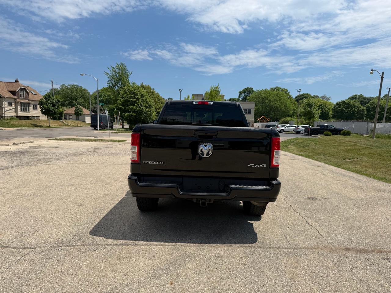 RAM 1500 Big Horn Crew Cab SWB 4WD 2020
