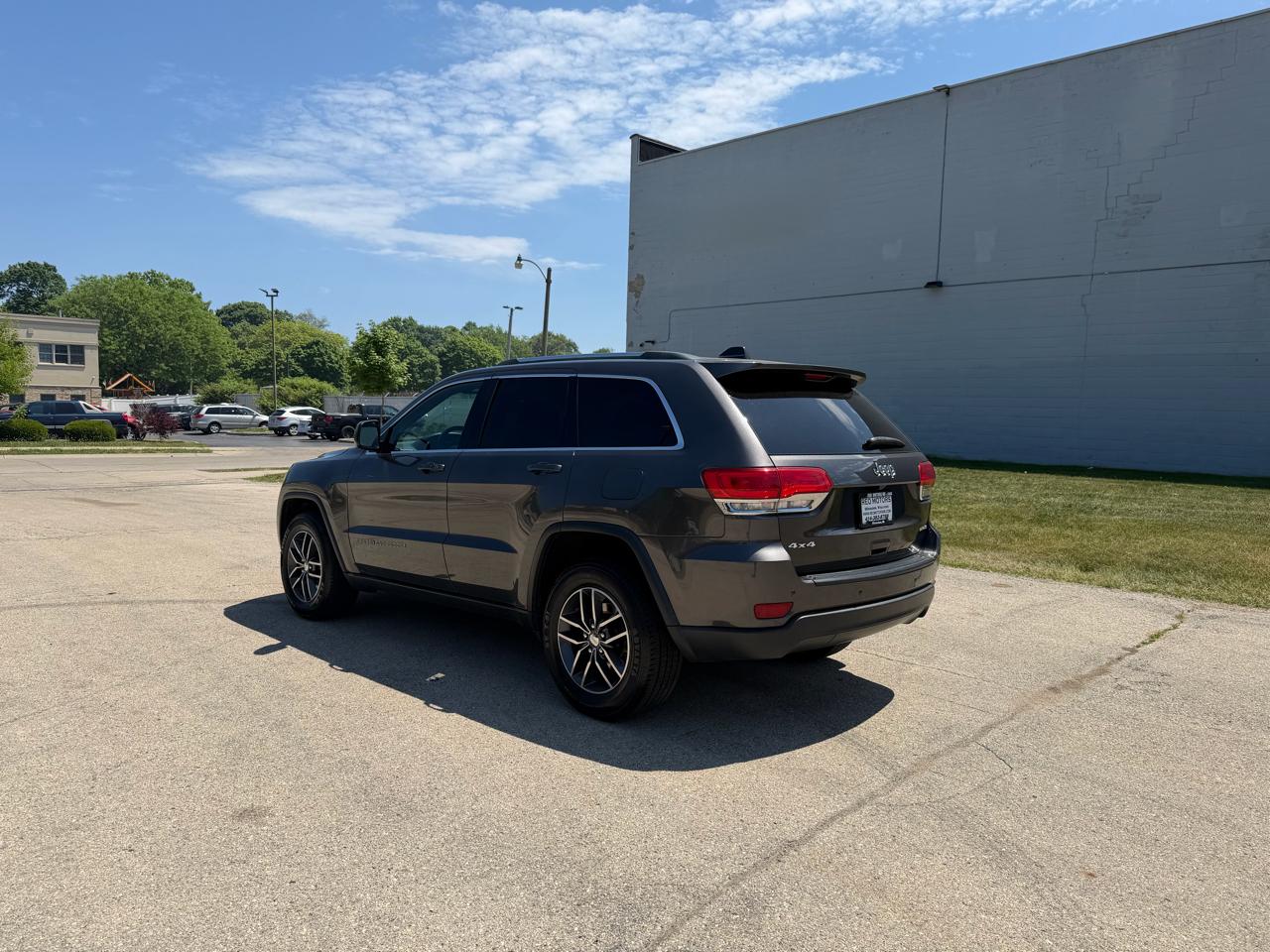 Jeep Grand Cherokee Laredo 4WD 2018