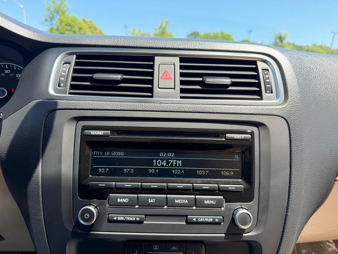Volkswagen Jetta SE 2014
