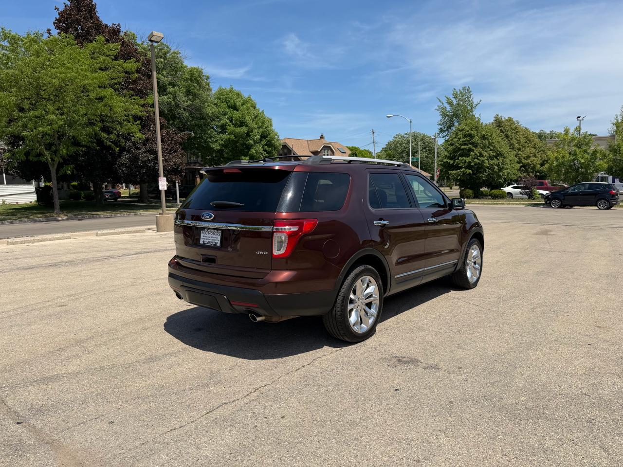 Ford Explorer XLT 4WD 2012