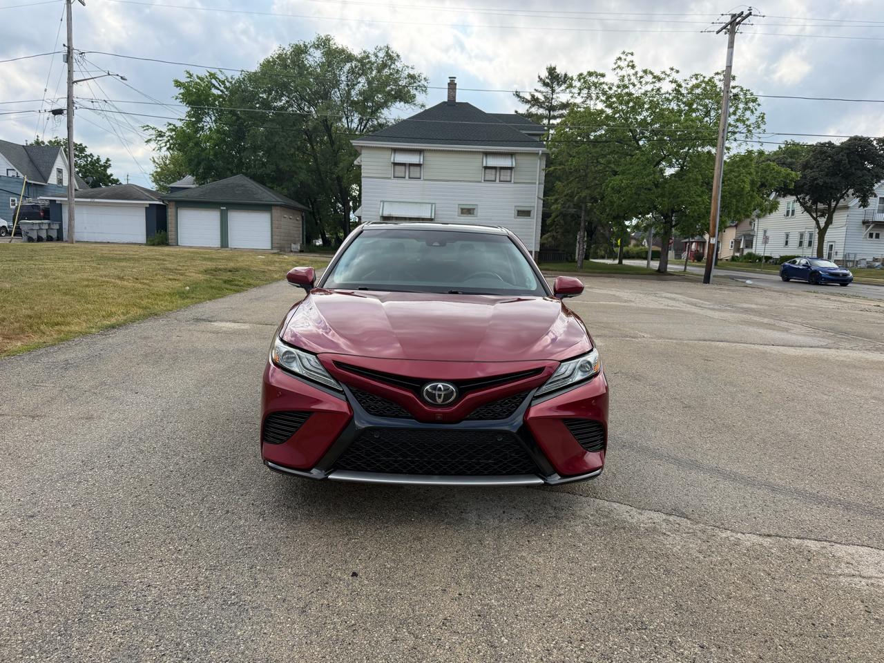 Toyota Camry XLE V6 2018