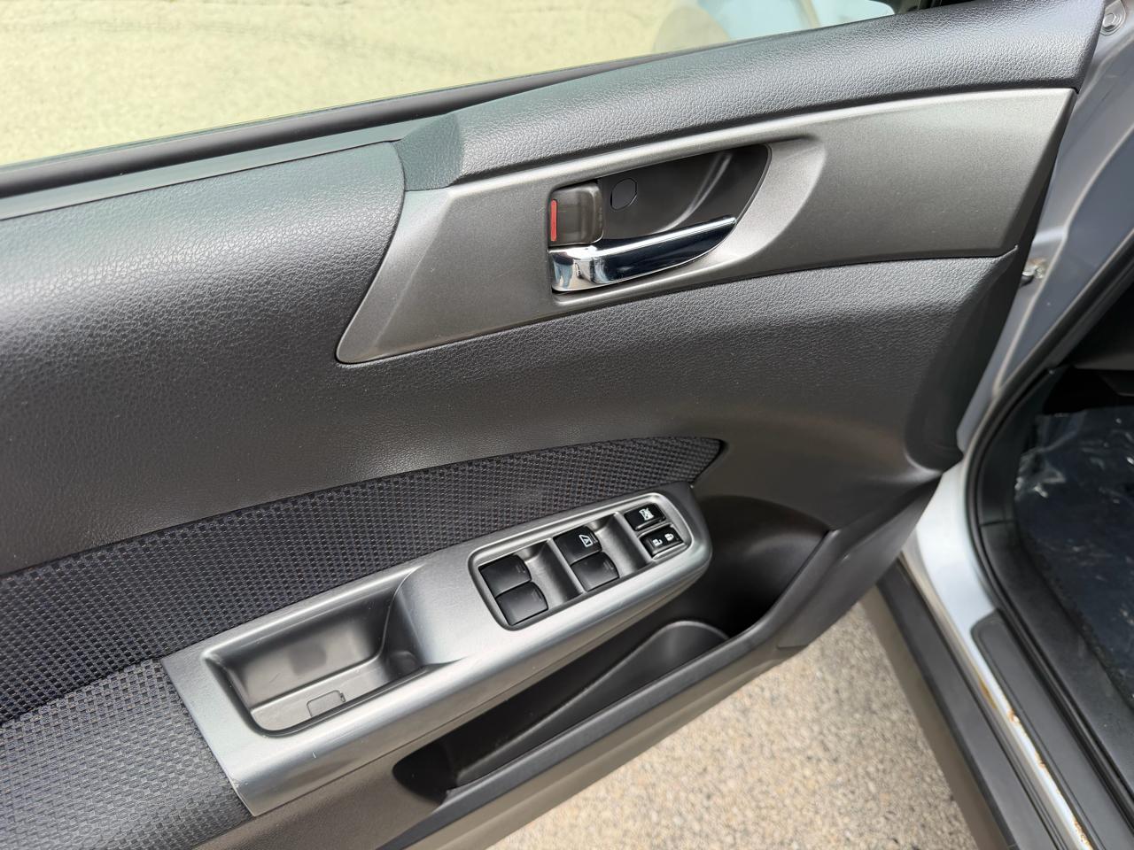Subaru Forester 2.5X Premium 2013