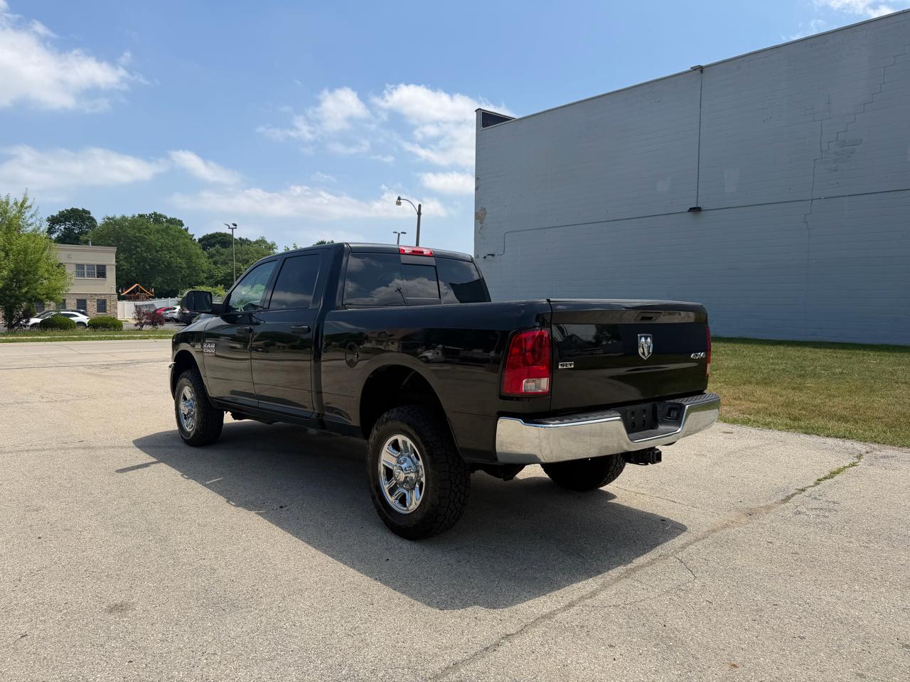 RAM 2500 SLT Crew Cab SWB 4WD 2015