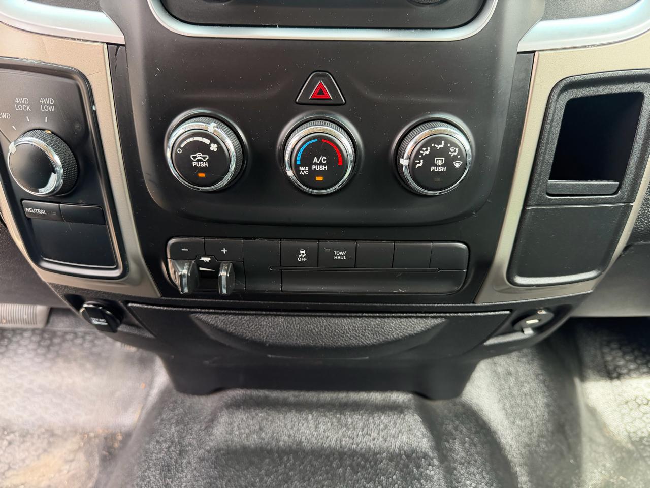 RAM 2500 SLT Crew Cab LWB 4WD 2014