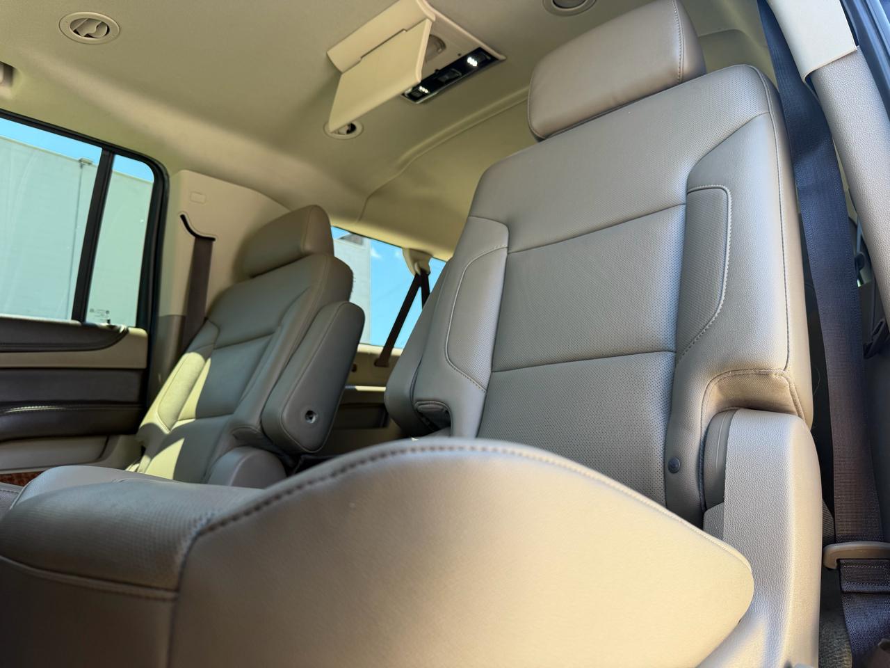Chevrolet Suburban Premier 4WD 2017
