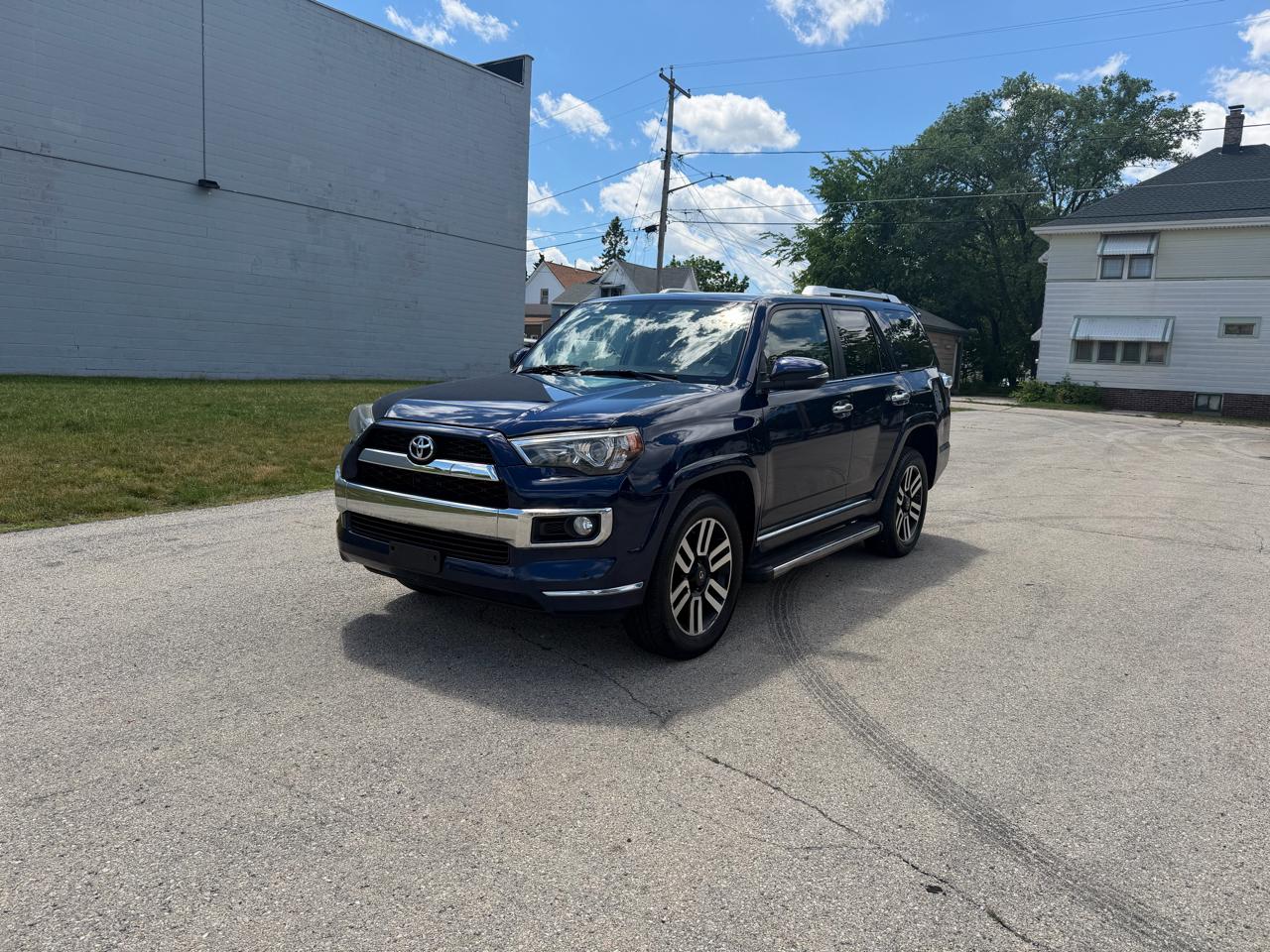 Toyota 4Runner SR5 4WD 2014