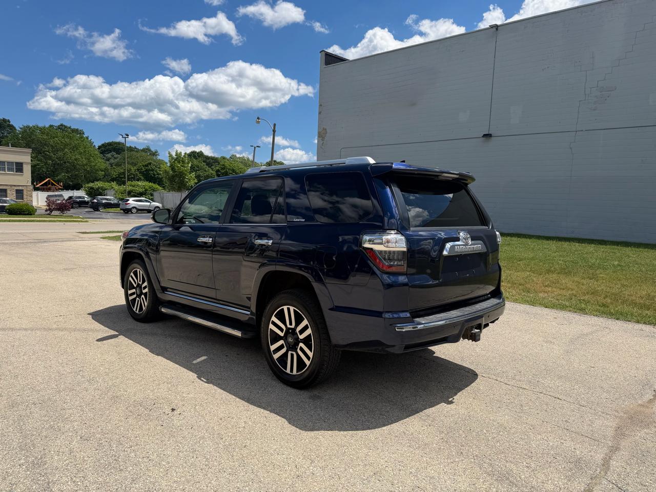 Toyota 4Runner SR5 4WD 2014