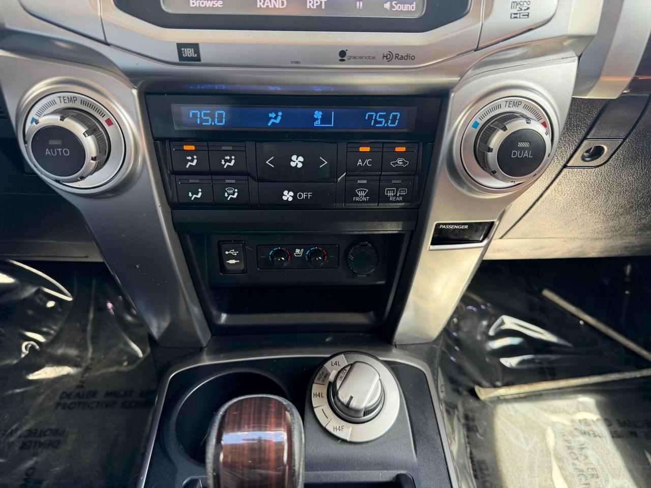Toyota 4Runner SR5 4WD 2014
