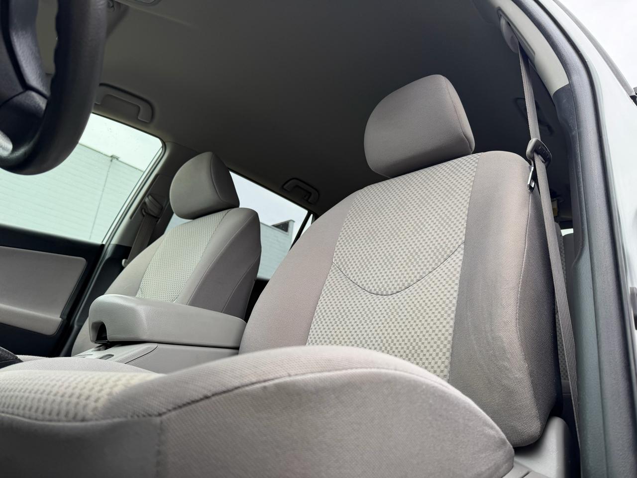 Toyota RAV4 Base I4 4WD 2008
