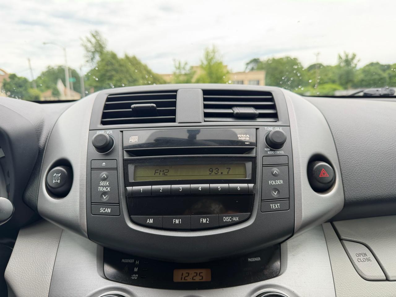 Toyota RAV4 Base I4 4WD 2008