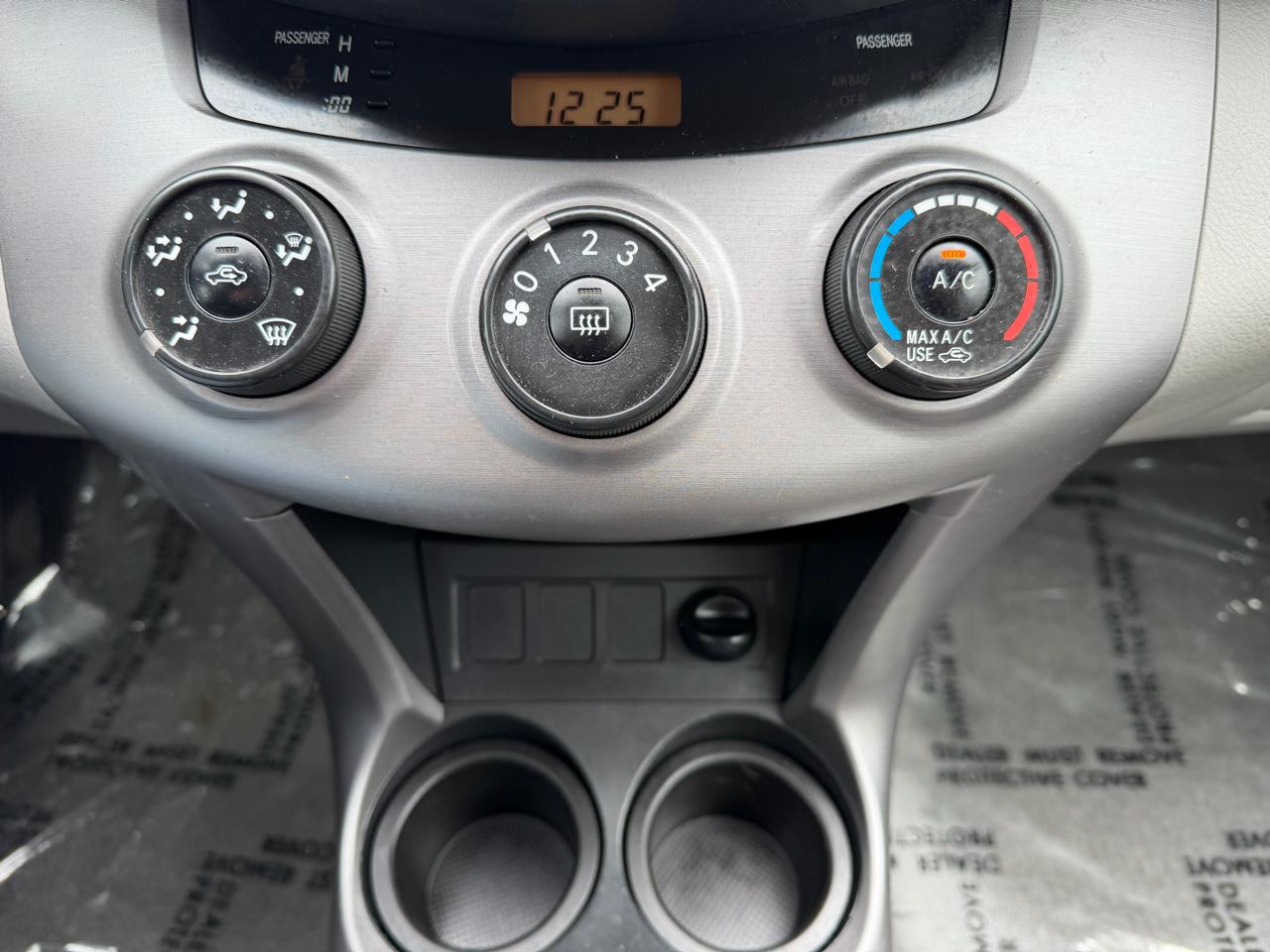 Toyota RAV4 Base I4 4WD 2008