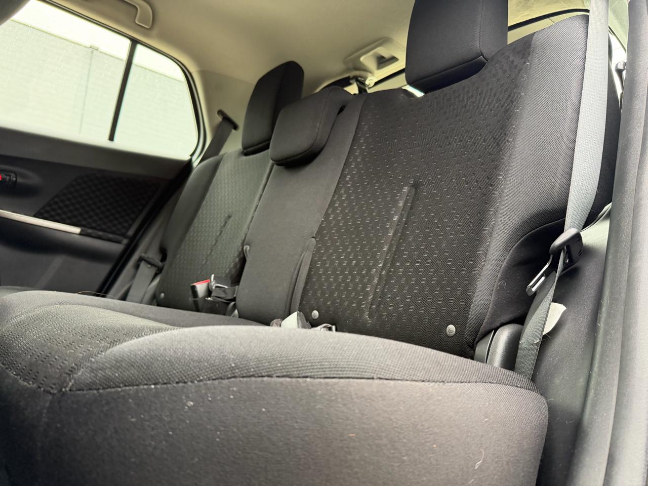 Scion xD 5-Door Hatchback 4-Spd AT 2011