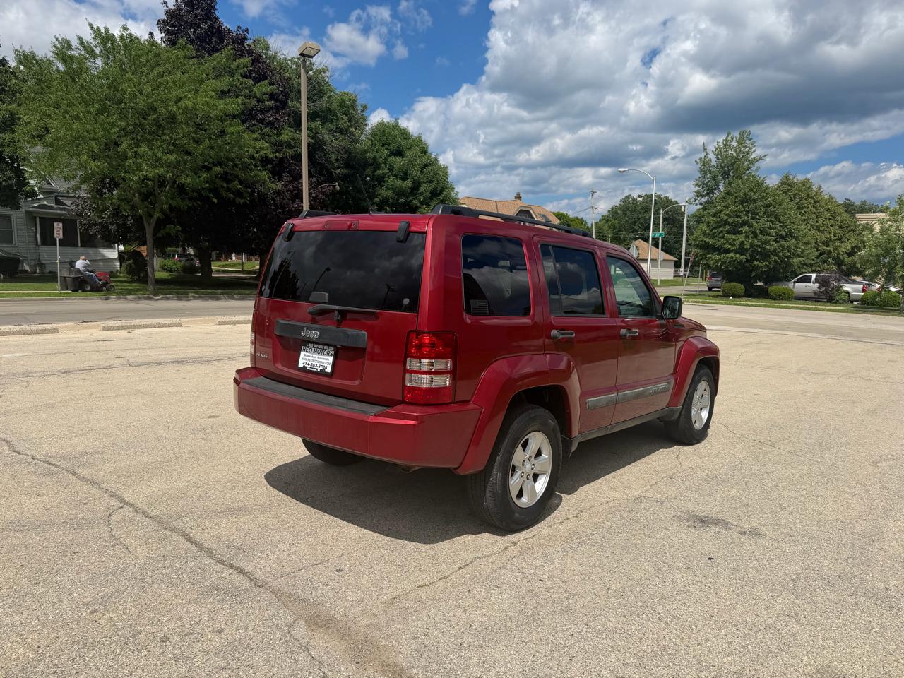 Jeep Liberty Sport 4WD 2011