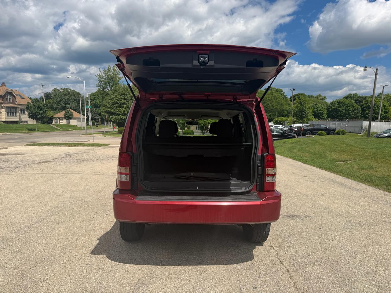 Jeep Liberty Sport 4WD 2011