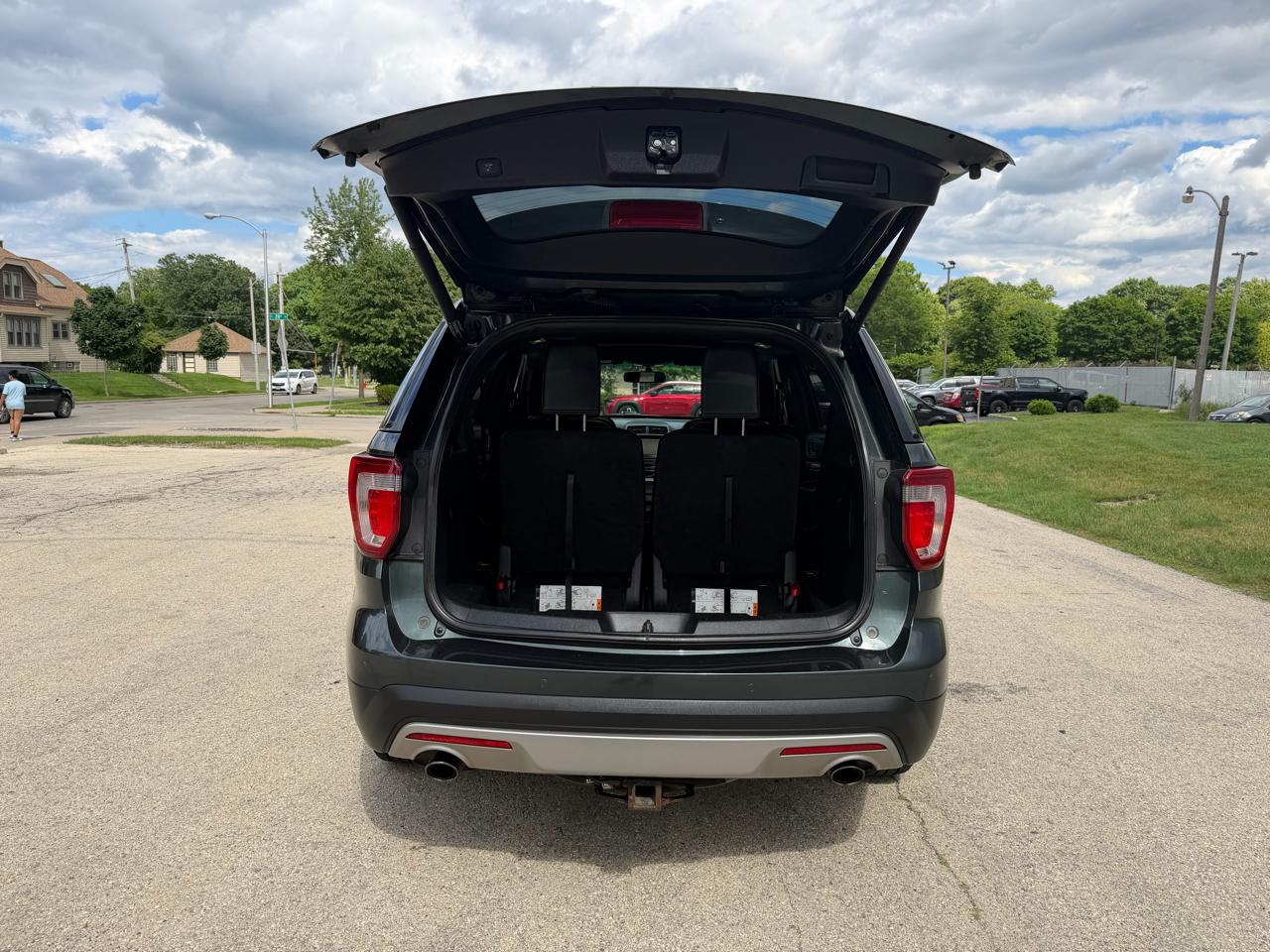 Ford Explorer XLT 4WD 2016