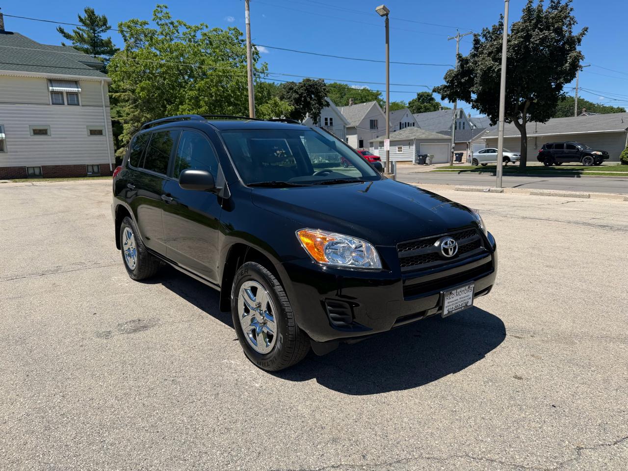 Toyota RAV4 Base I4 4WD 2012