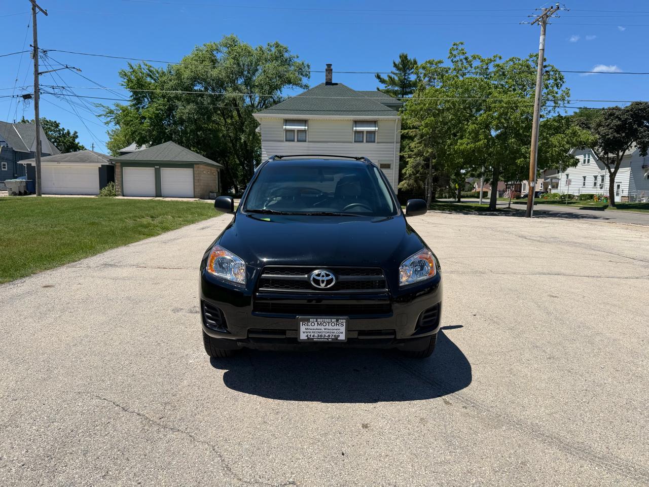 Toyota RAV4 Base I4 4WD 2012