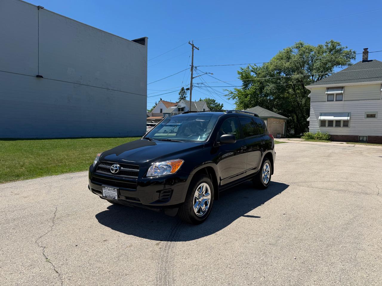 Toyota RAV4 Base I4 4WD 2012