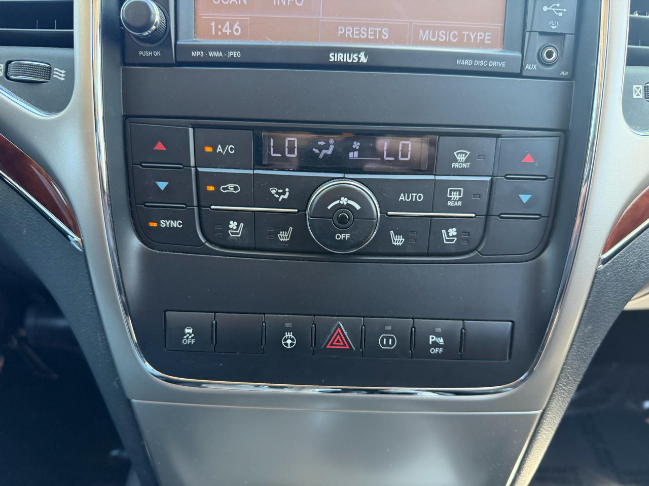 Jeep Grand Cherokee Limited 4WD 2011
