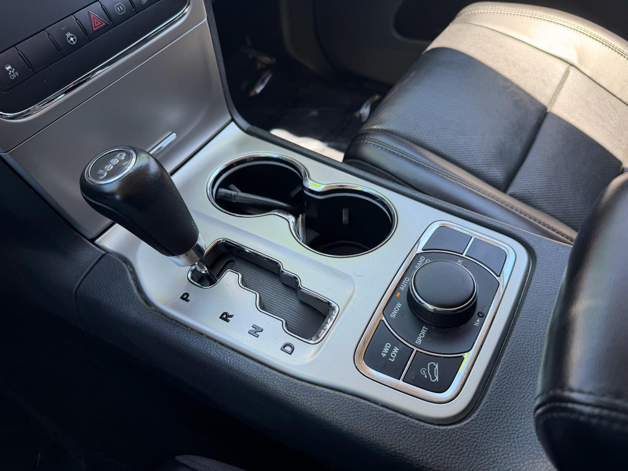 Jeep Grand Cherokee Limited 4WD 2011
