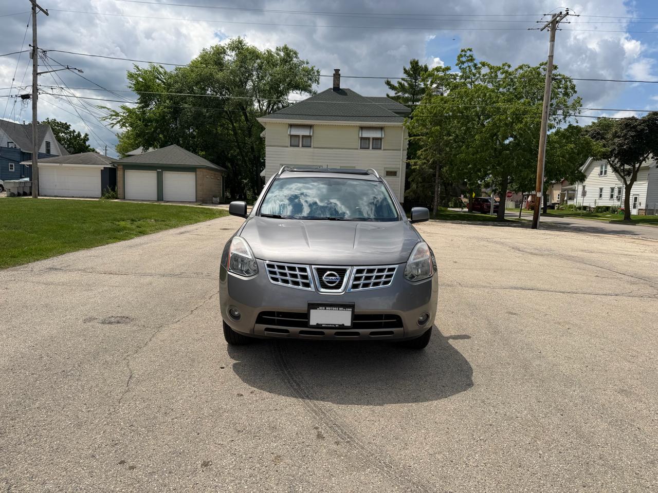 Nissan Rogue S 2WD 2010