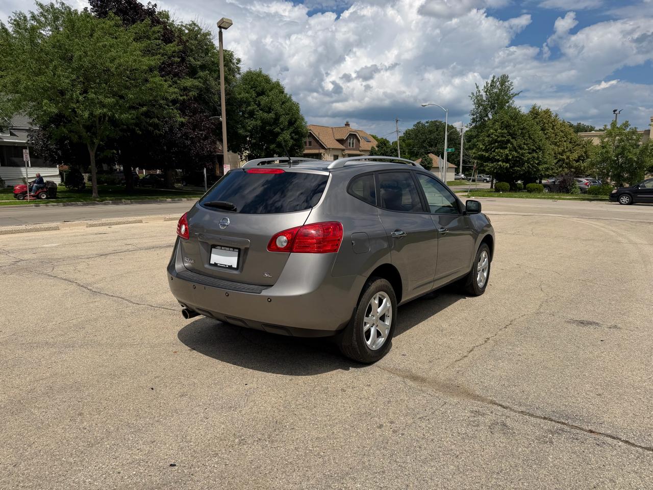 Nissan Rogue S 2WD 2010