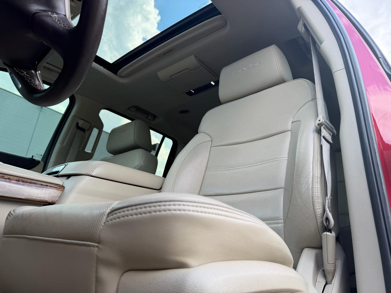 GMC Yukon Denali XL 4WD 2015