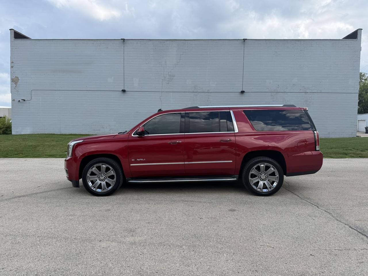 GMC Yukon Denali XL 4WD 2015