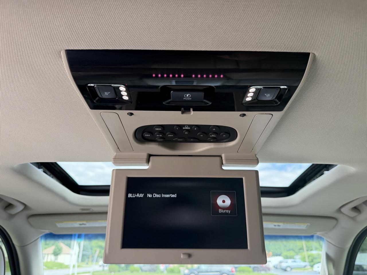 GMC Yukon Denali XL 4WD 2015