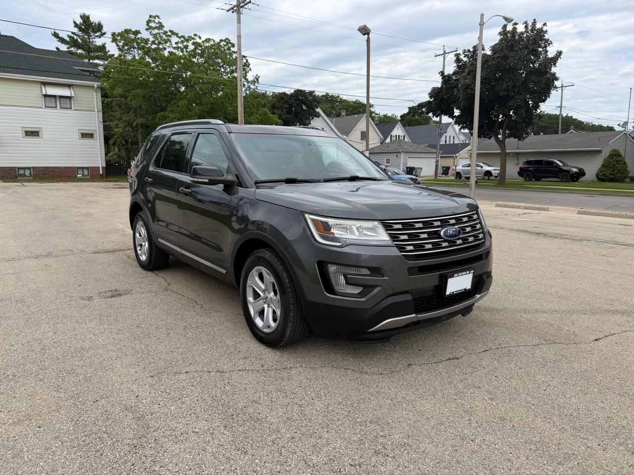 Ford Explorer XLT 4WD 2016