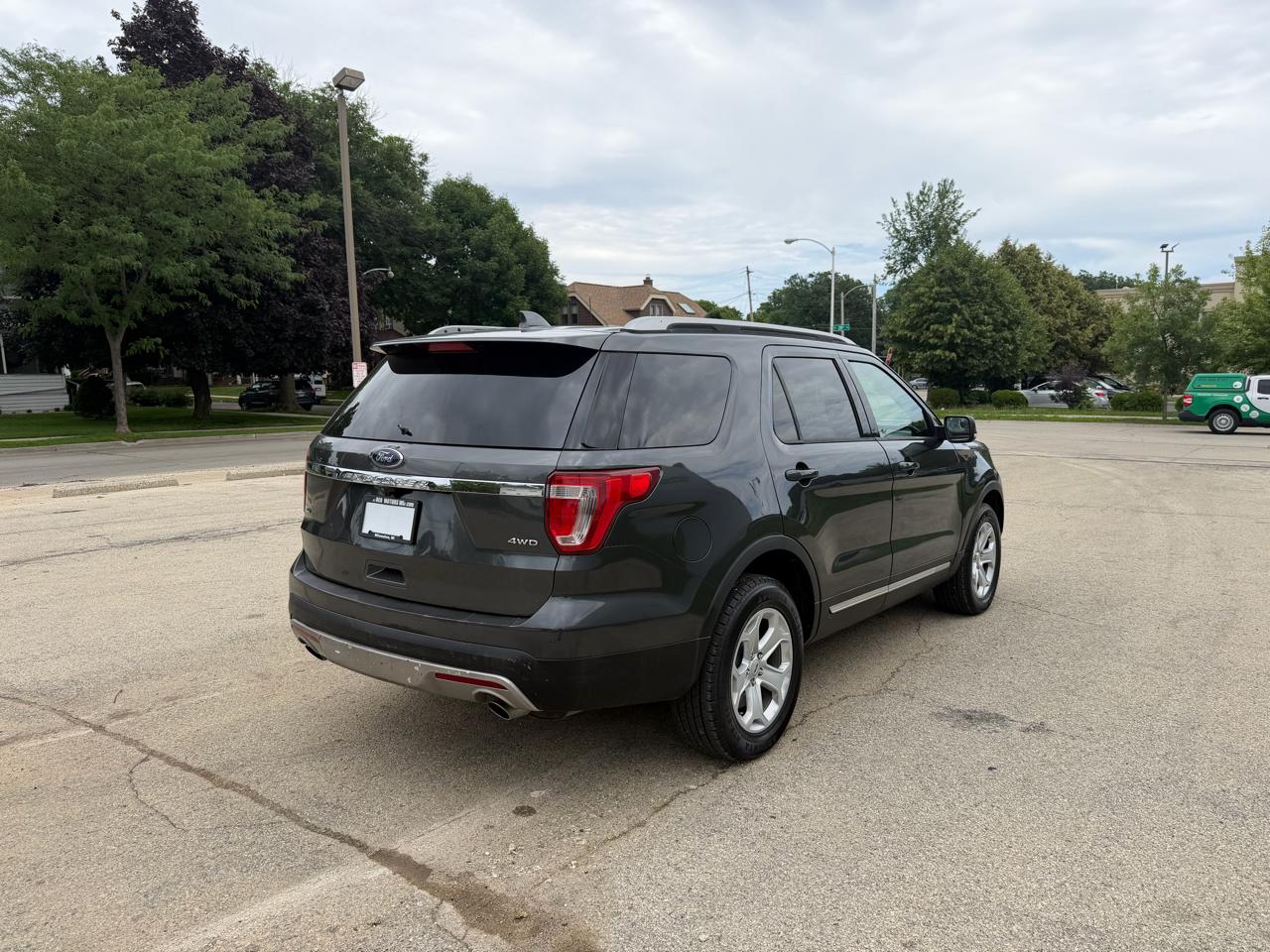 Ford Explorer XLT 4WD 2016