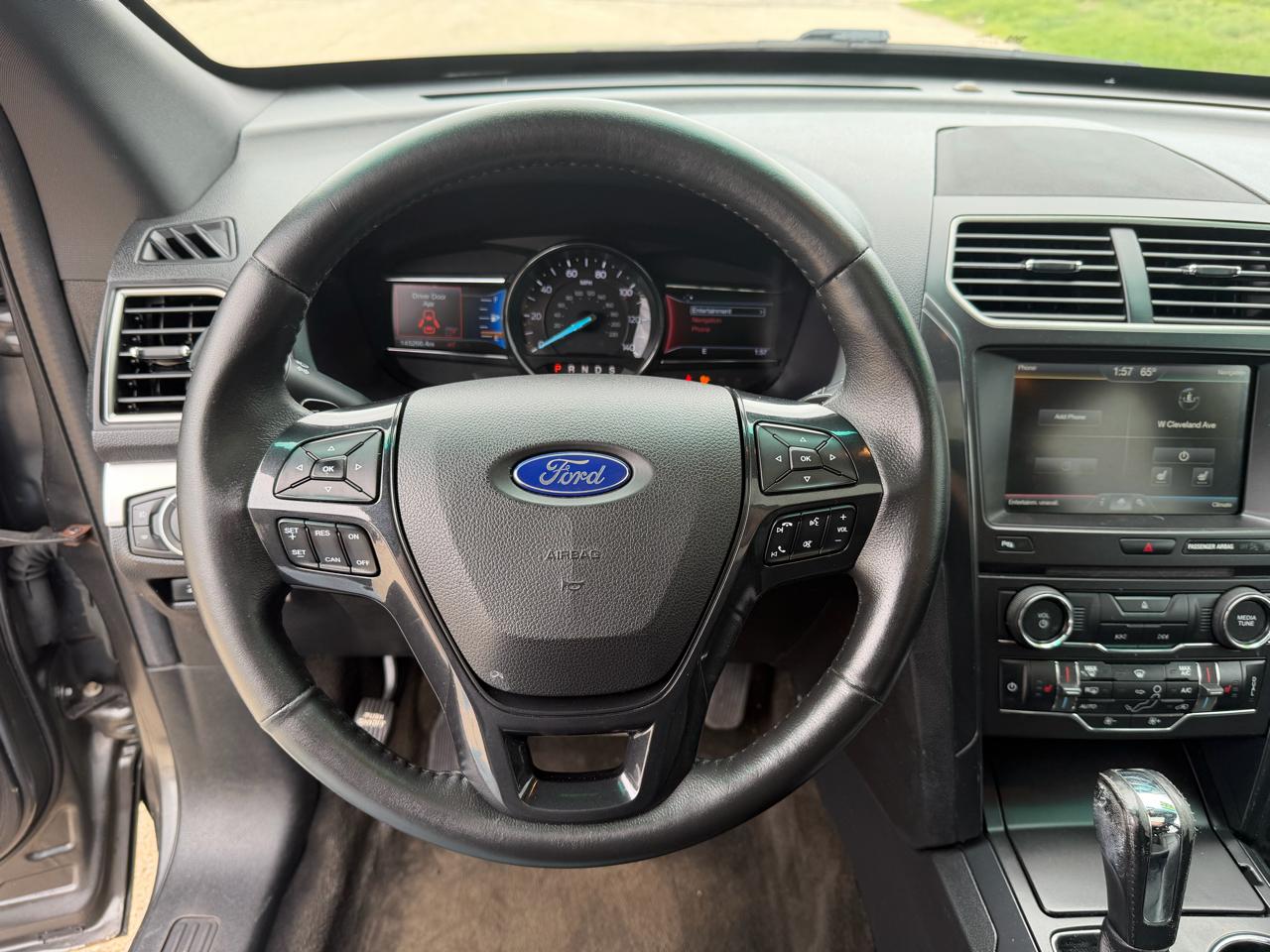 Ford Explorer XLT 4WD 2016