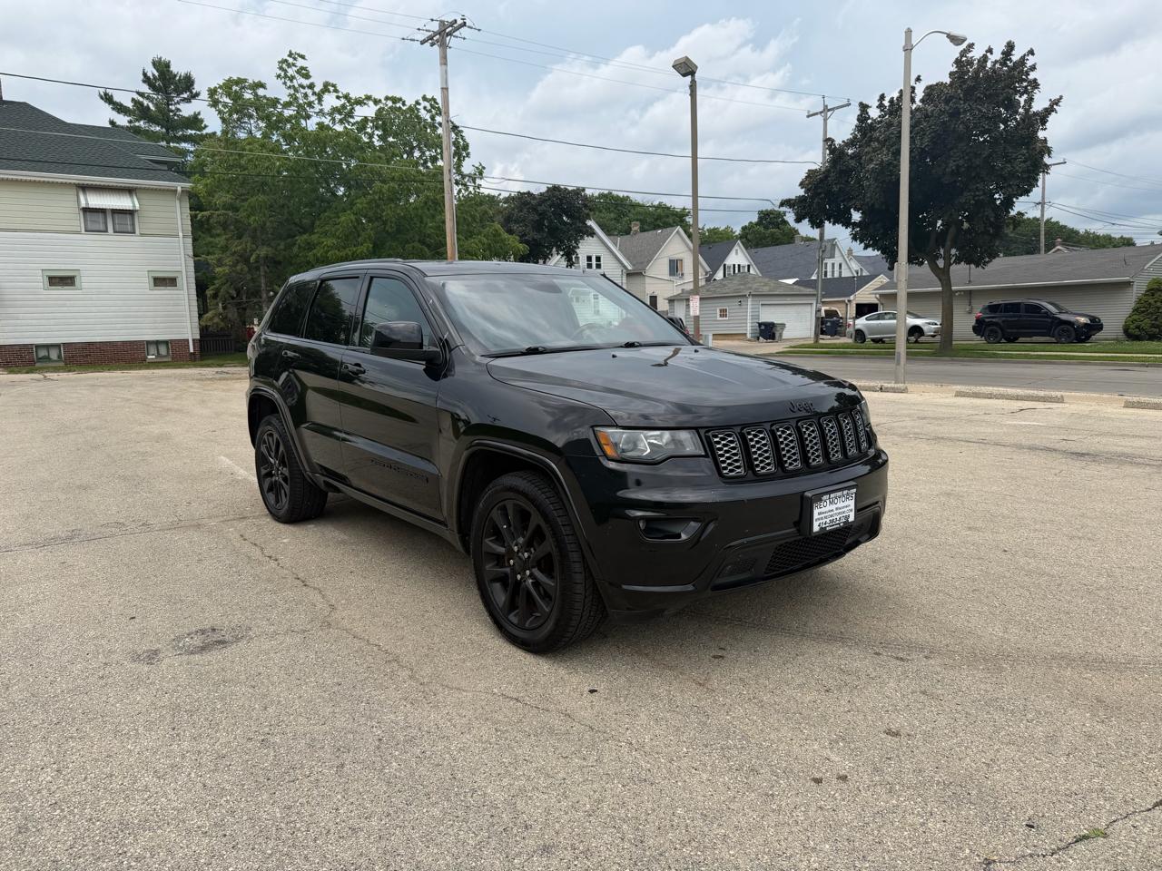 Jeep Grand Cherokee Laredo 4WD 2018