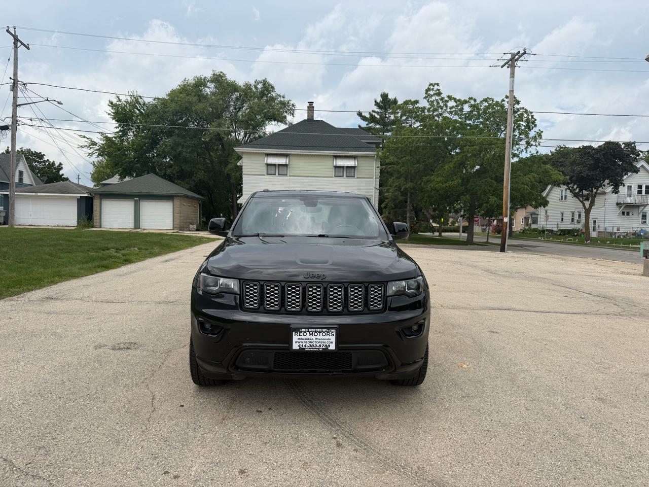 Jeep Grand Cherokee Laredo 4WD 2018