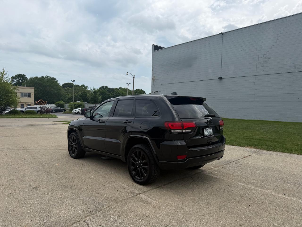 Jeep Grand Cherokee Laredo 4WD 2018