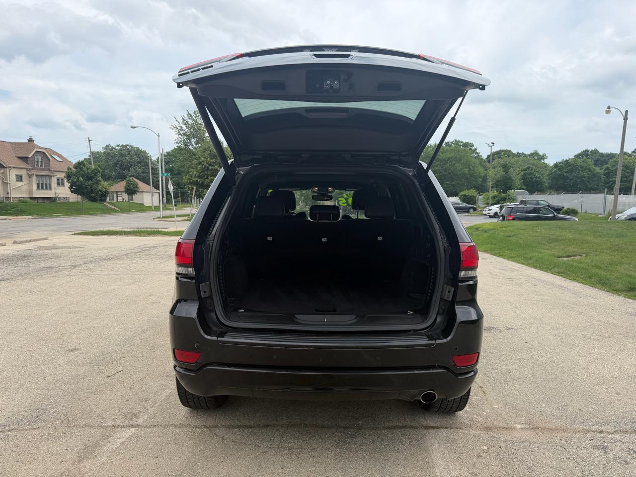 Jeep Grand Cherokee Laredo 4WD 2018