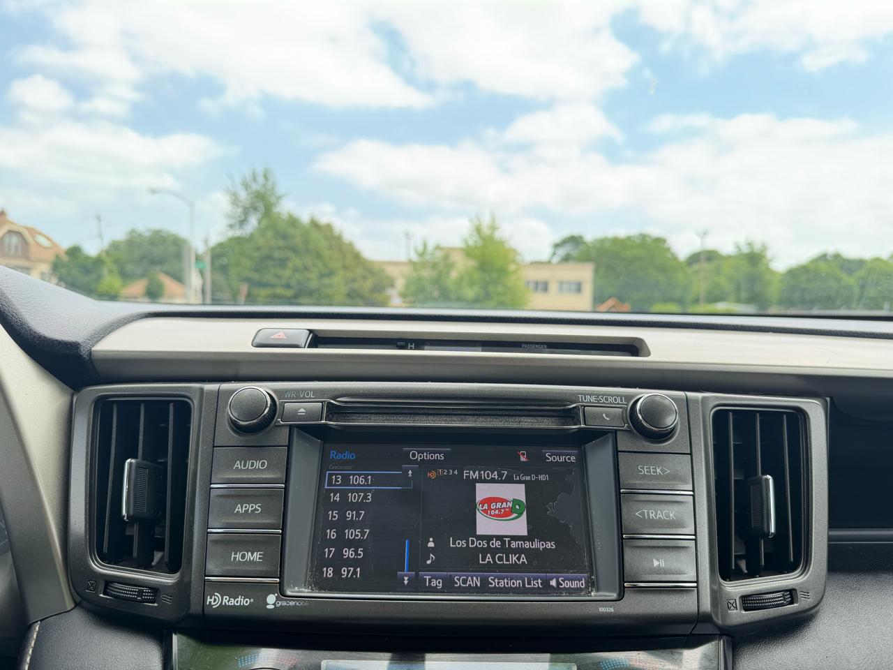 Toyota RAV4 XLE AWD 2015