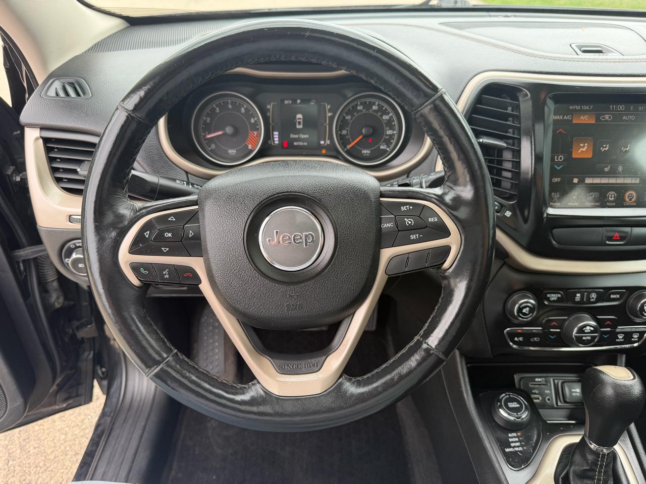 Jeep Cherokee Latitude 4WD 2015