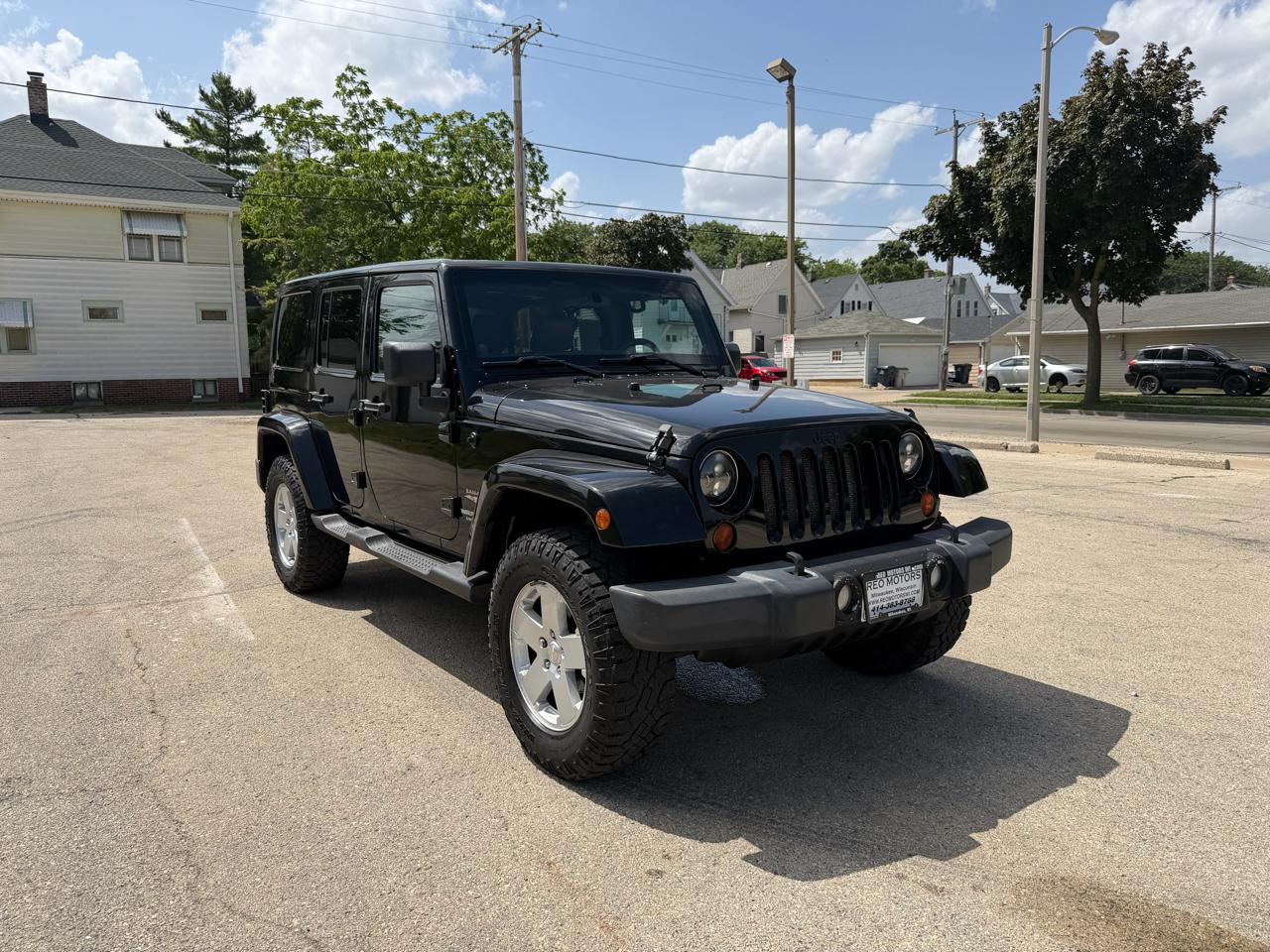 Jeep Wrangler Unlimited Sahara 4WD 2011